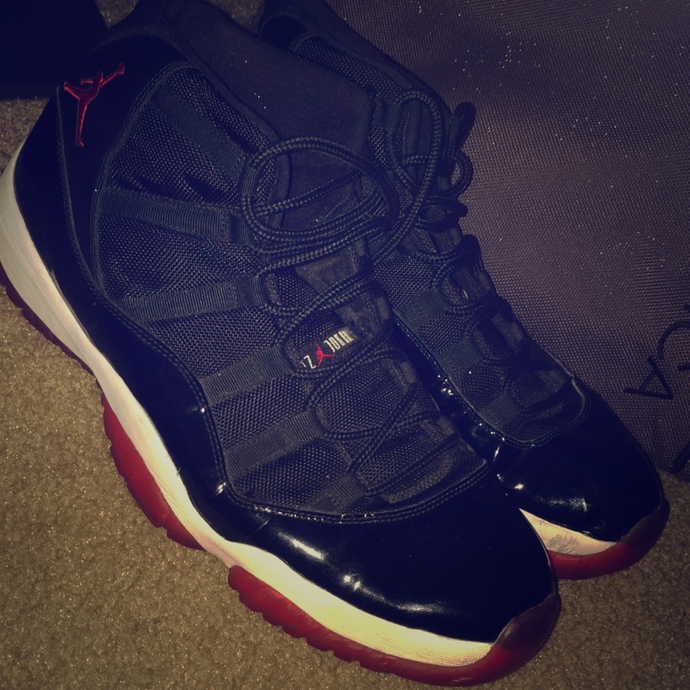Jordan Bred 11s Sz.12